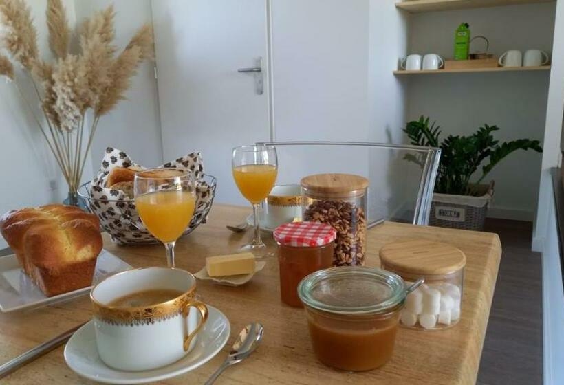 مبيت وإفطار La Maison Du Lac