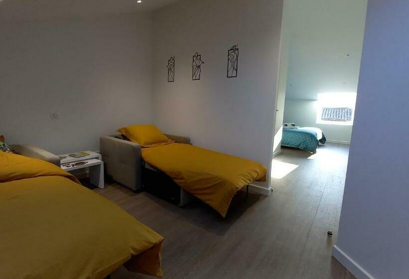 مبيت وإفطار La Maison Du Lac