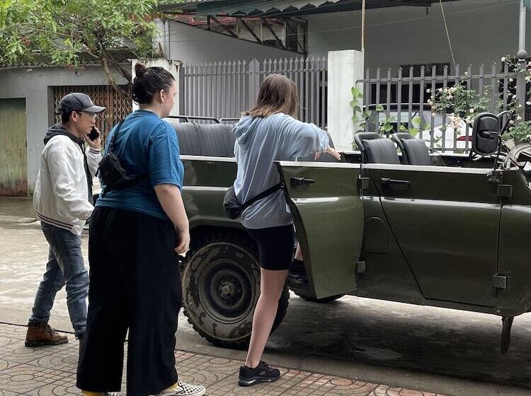 تختخواب و صبحانه Vani S Home