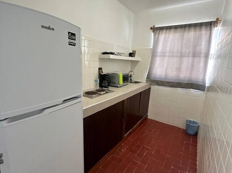 Creta Hotel & Suites