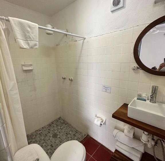 Creta Hotel & Suites