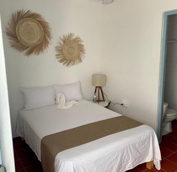 Creta Hotel & Suites