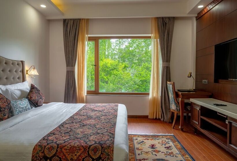 Gyalpo Residency A Mountain View Luxury Hotel In Leh