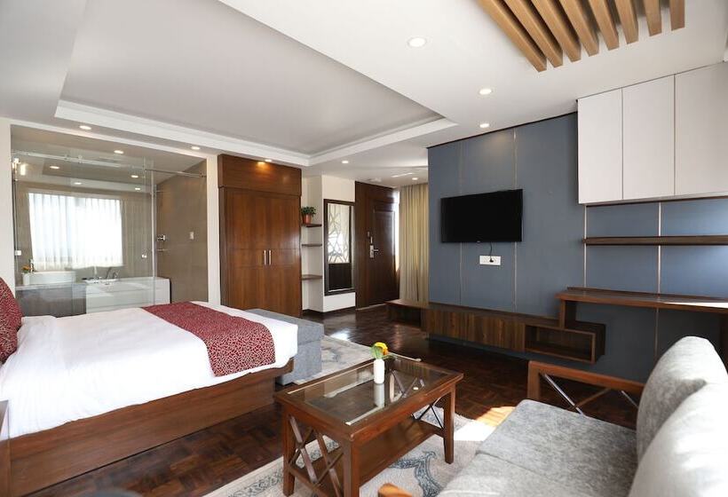 Apex Business Hotel   Airport