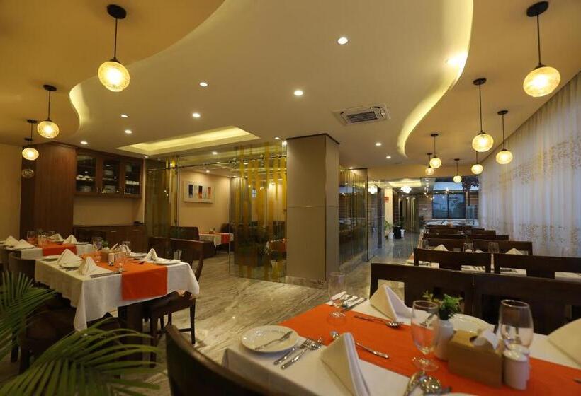 Apex Business Hotel   Airport