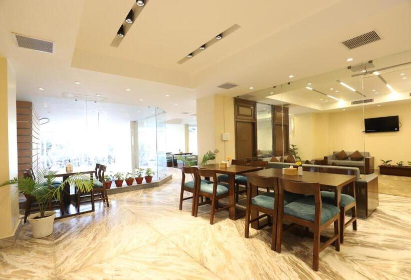 Apex Business Hotel   Airport