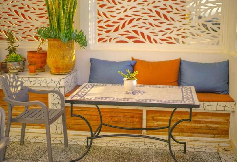 호텔 Big Blue Guest House