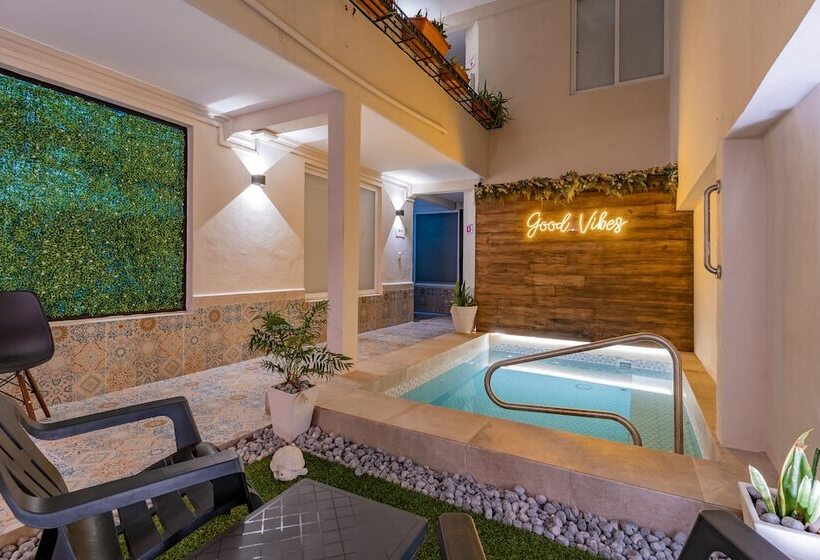 هتل Brisas 5a Av, Playa Del Carmen