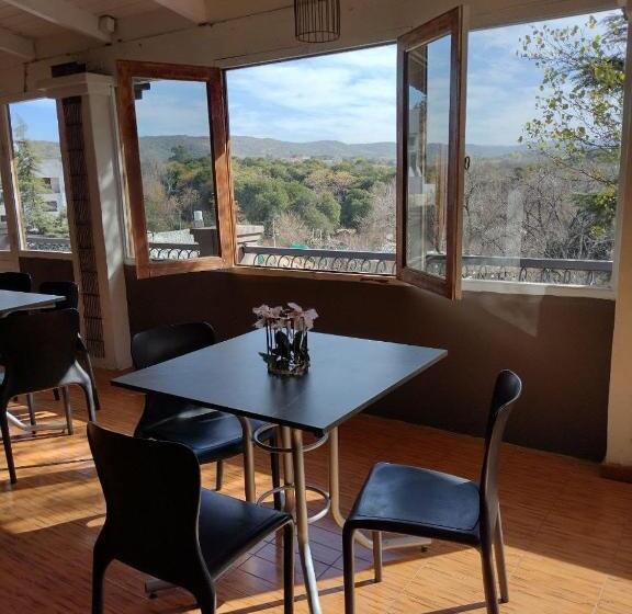 בית מלון כפרי Carod Espacio Serrano