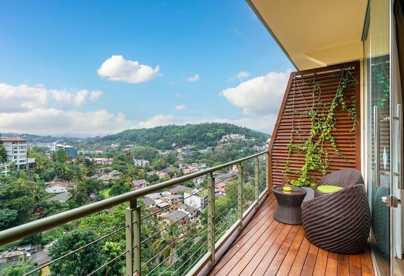 Hotel Grand Serendib