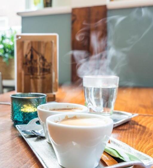 ホテル Bed & Brasserie Het Kosthuys