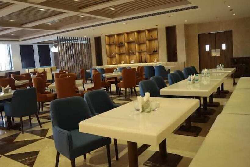 فندق The Mars Resorts