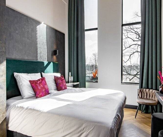 בית מלון כפרי Monument