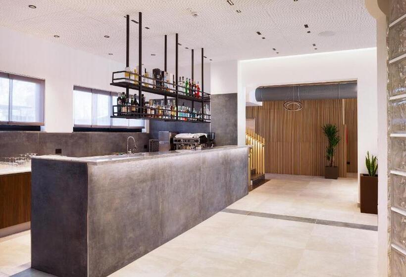 בית מלון כפרי Moon Palace