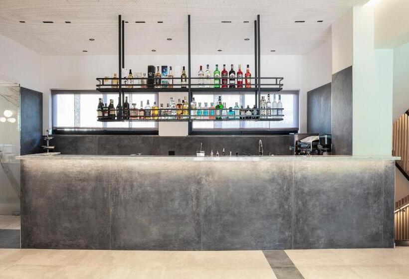 בית מלון כפרי Moon Palace