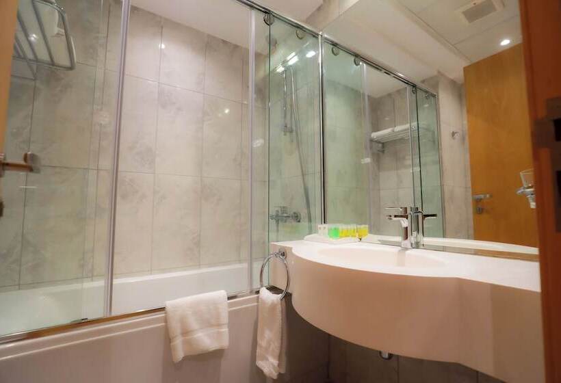 호텔 Nawazi Towers