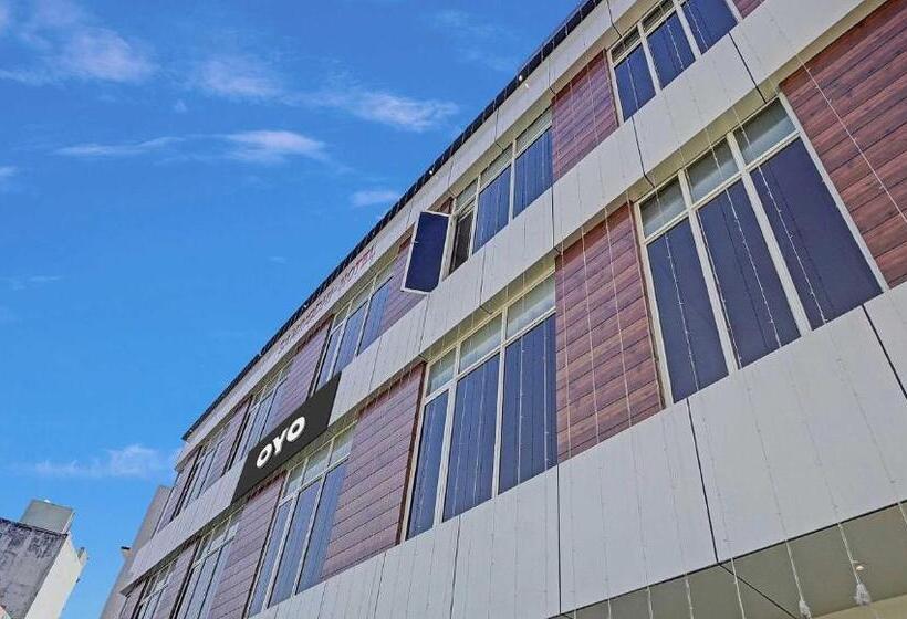 هتل Oyo Flagship 80829 Sidhi