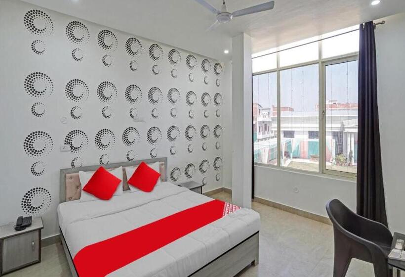 هتل Oyo Flagship 80829 Sidhi