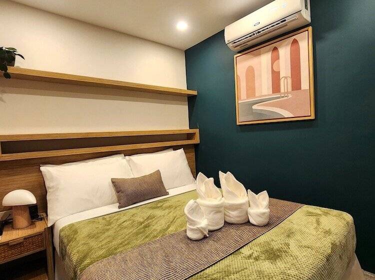 호텔 Prince Express Inn