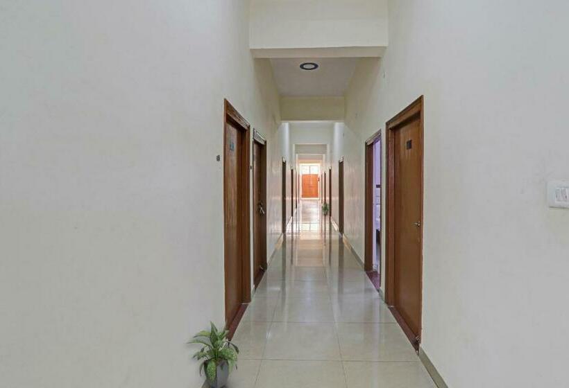 酒店 Flagship Vrindavan Resort