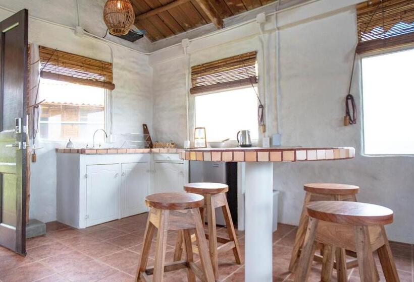 Buen Camino Hotel, San Mateo