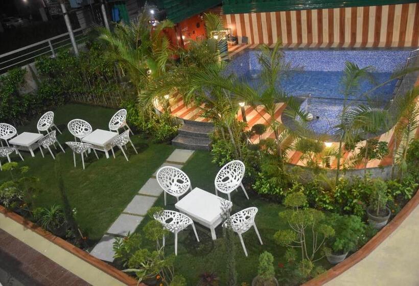 Merriment The Three Heavens Resort