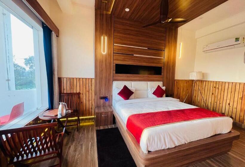 Merriment The Three Heavens Resort