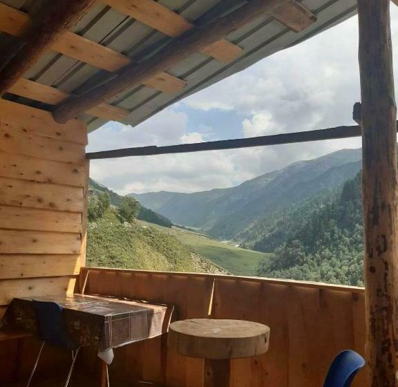 پانسیون Koba Qaldani S Guest House