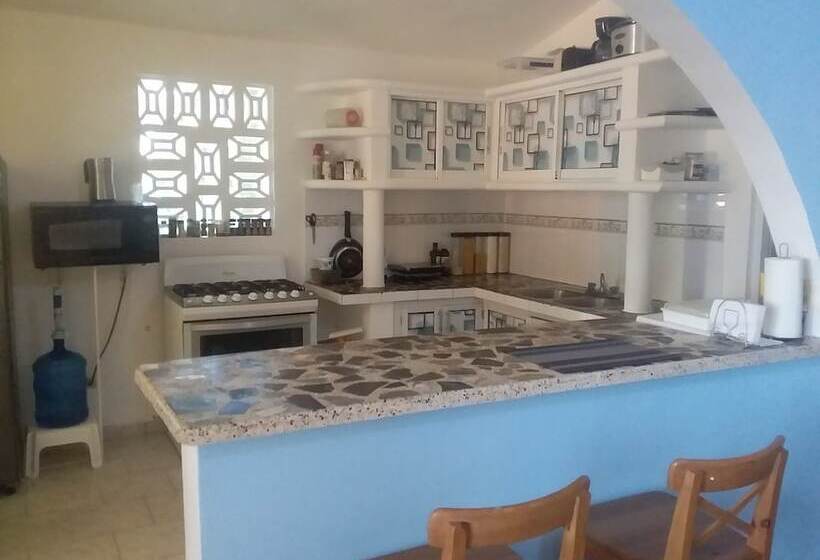 پانسیون Room In Guest Room  Best Bed And Breakfast In Samana Breakfast Included