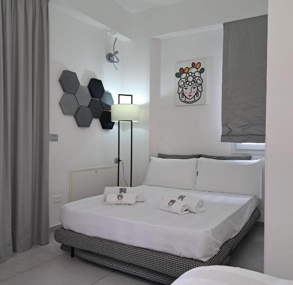 פנסיון Sikelia Superior Rooms Milazzo
