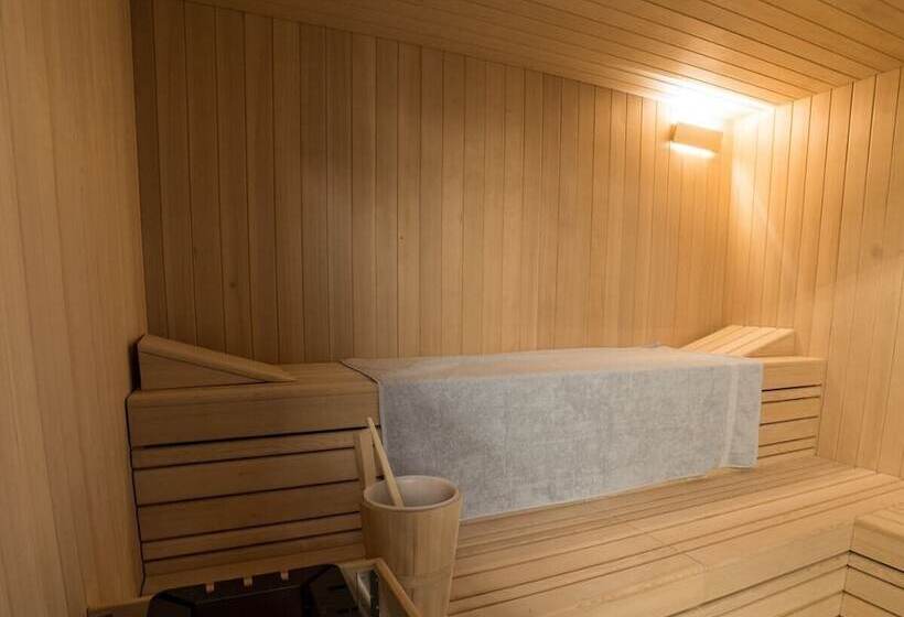 Курорт Aura Relais