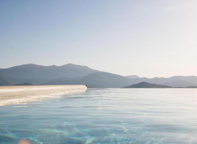 Курорт Aura Relais