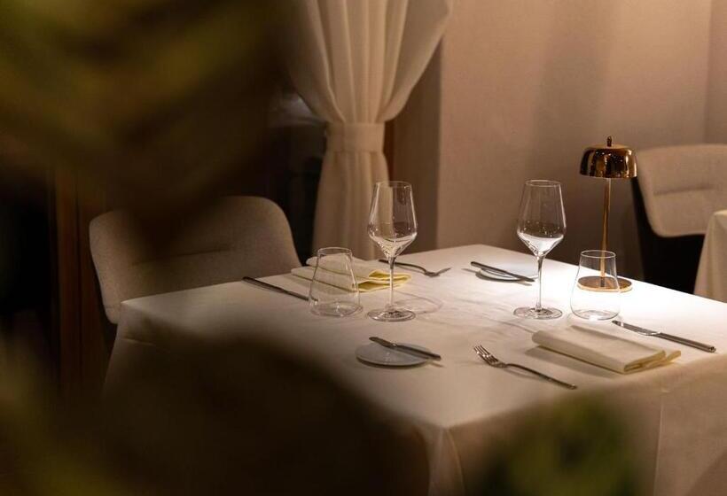 Курорт Aura Relais