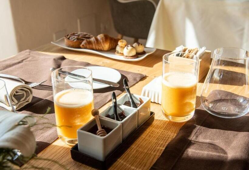 Курорт Aura Relais