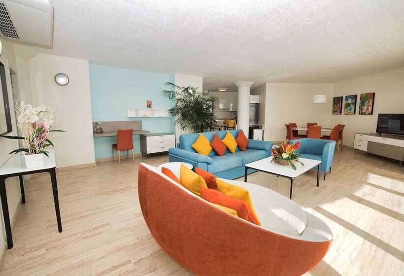 Royal Islander Club Resort La Plage