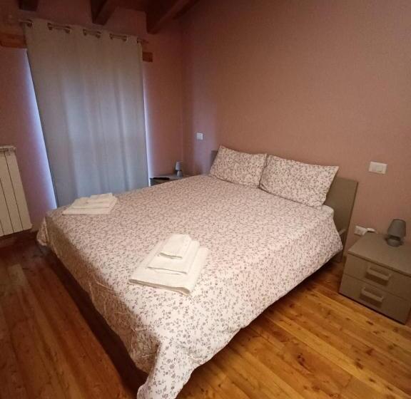 호스텔 Constancia Trattoria