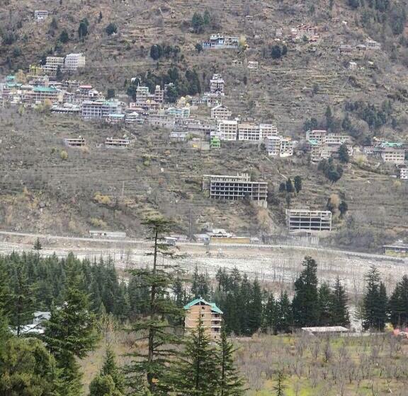 هاستل Kaarwan Manali