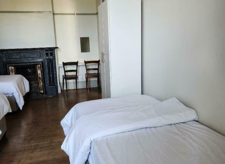 호스텔 Msunduzi River View Backpackers