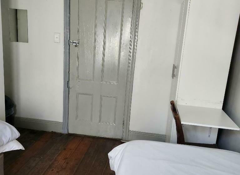 호스텔 Msunduzi River View Backpackers