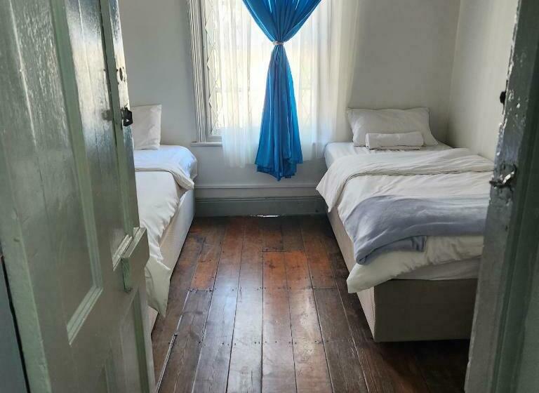 Общежитие Msunduzi River View Backpackers