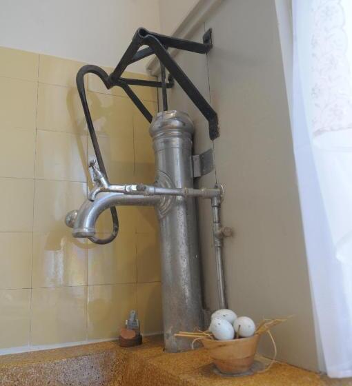 مبيت وإفطار De Parel Van Pekel