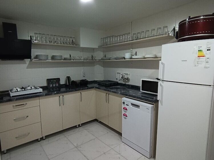 Deeps Hostel Ankara 2