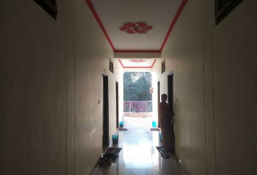 ホテル Aashram Ashok Vatika By Wb Inn