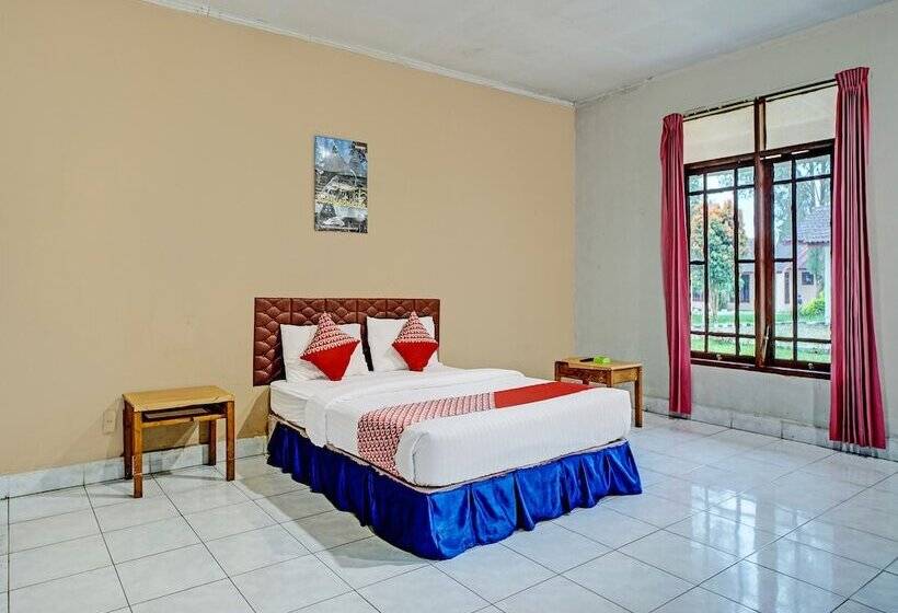 בית מלון כפרי Capital O 92214 Beristera