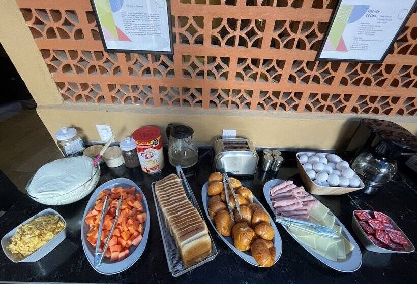 هتل Colmena Centro