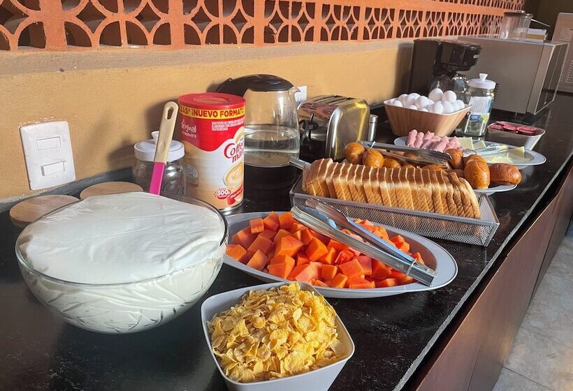 هتل Colmena Centro