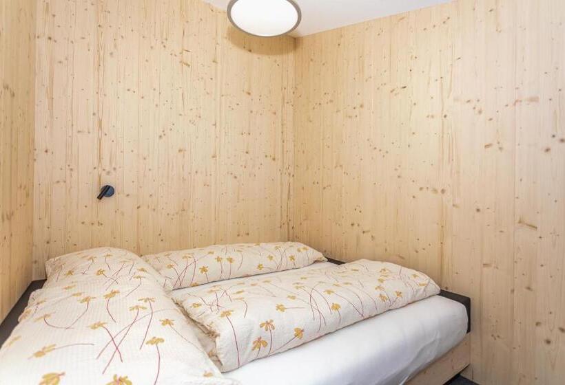 Отель Frutt Living