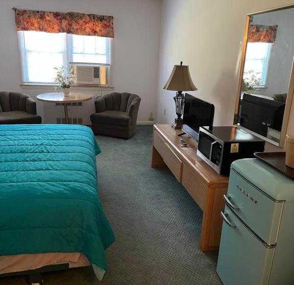 Отель Grand Lake