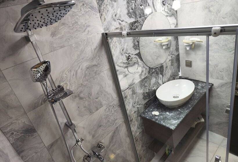 فندق Grand Salizze