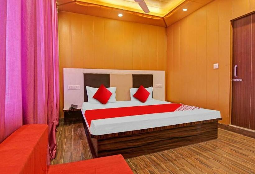 Flagship Hotel Pine View Villa